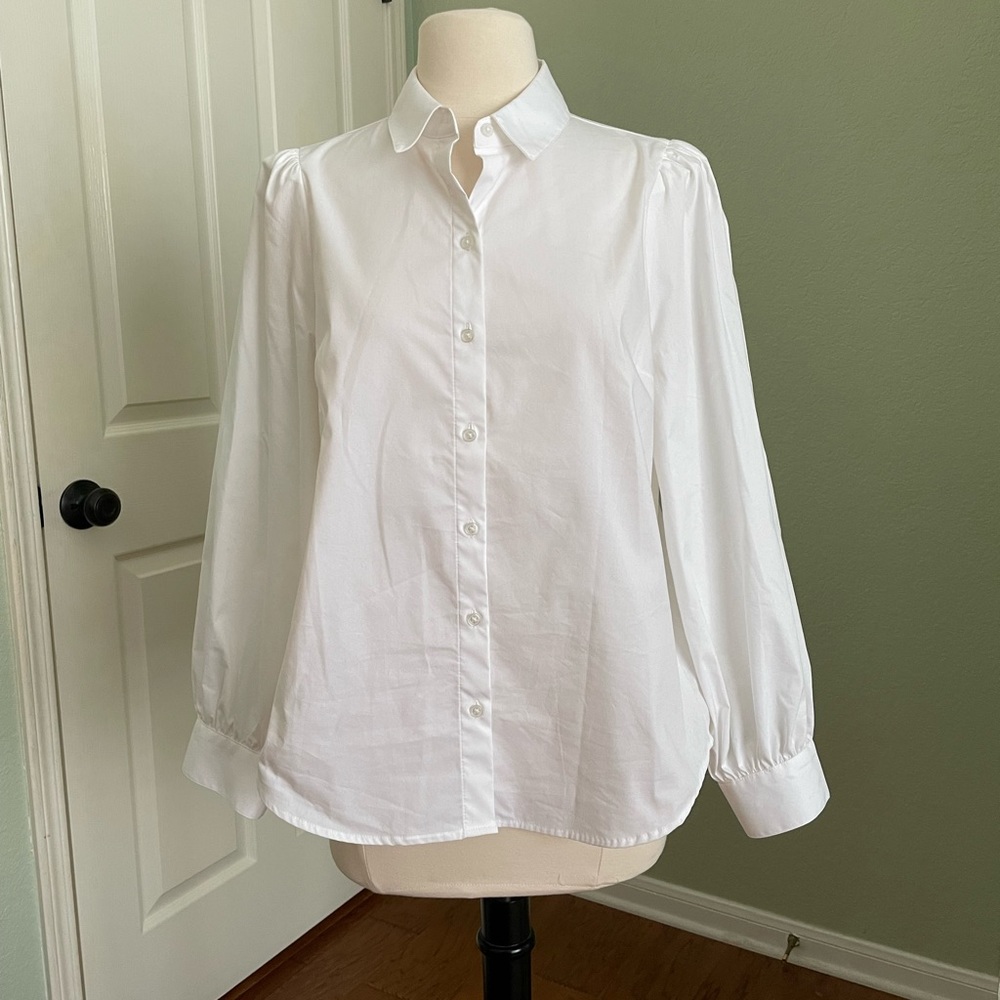 NWOT Long Sleeve White Button Down Sz M
